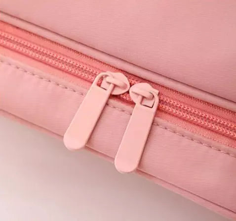 Jolie trousse de toilette femme