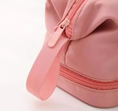 Jolie trousse de toilette femme