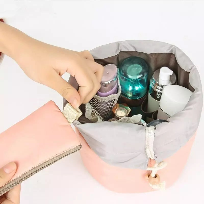 Trousse de toilette cordon